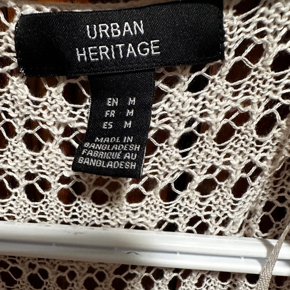 Maxi cardigan knit sweater from
Urban Heritage size M
C$19 - Picture 2 of 4